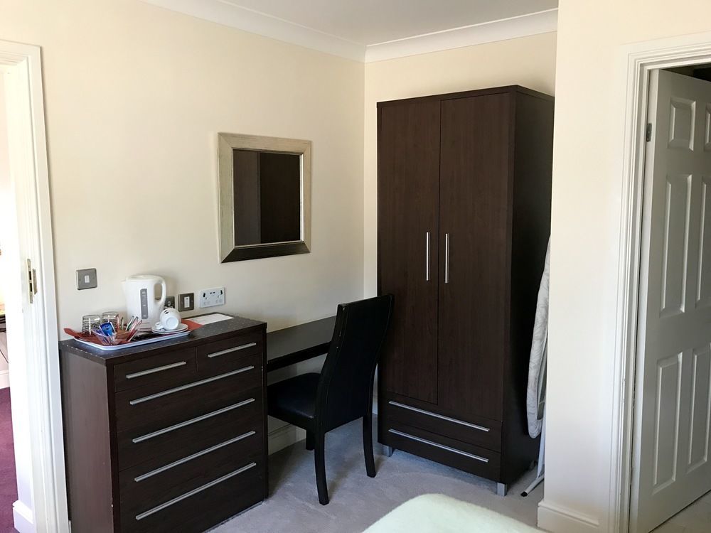 Elizabeth House Hotel Bracknell Extérieur photo