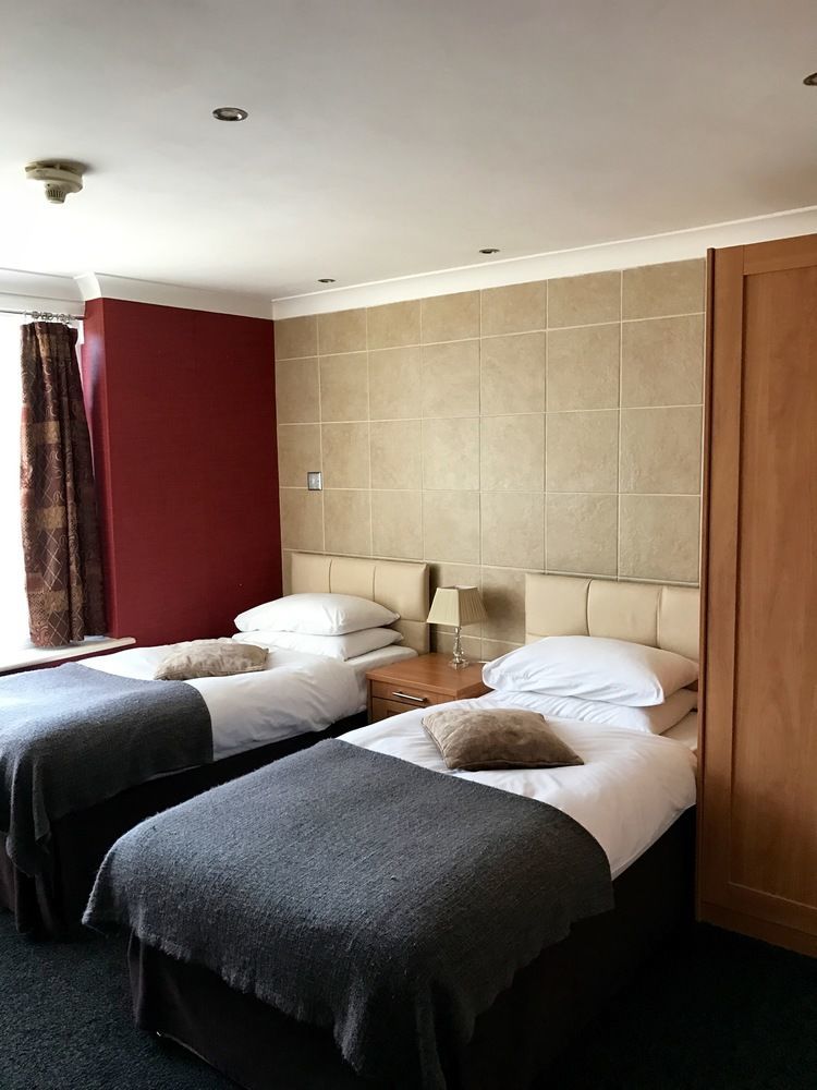 Elizabeth House Hotel Bracknell Extérieur photo